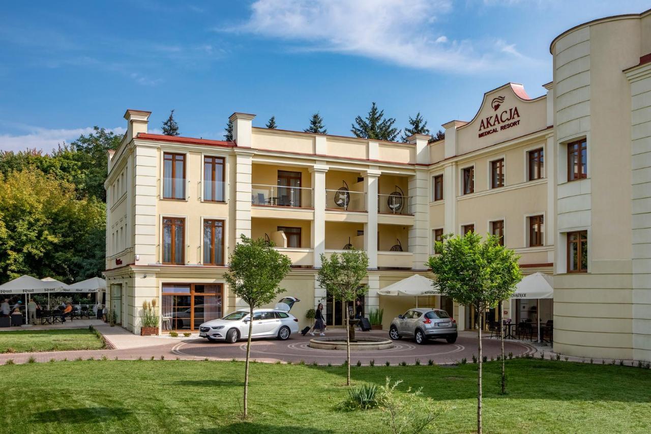 Akacja Medical Resort Цехоцинек Екстер'єр фото