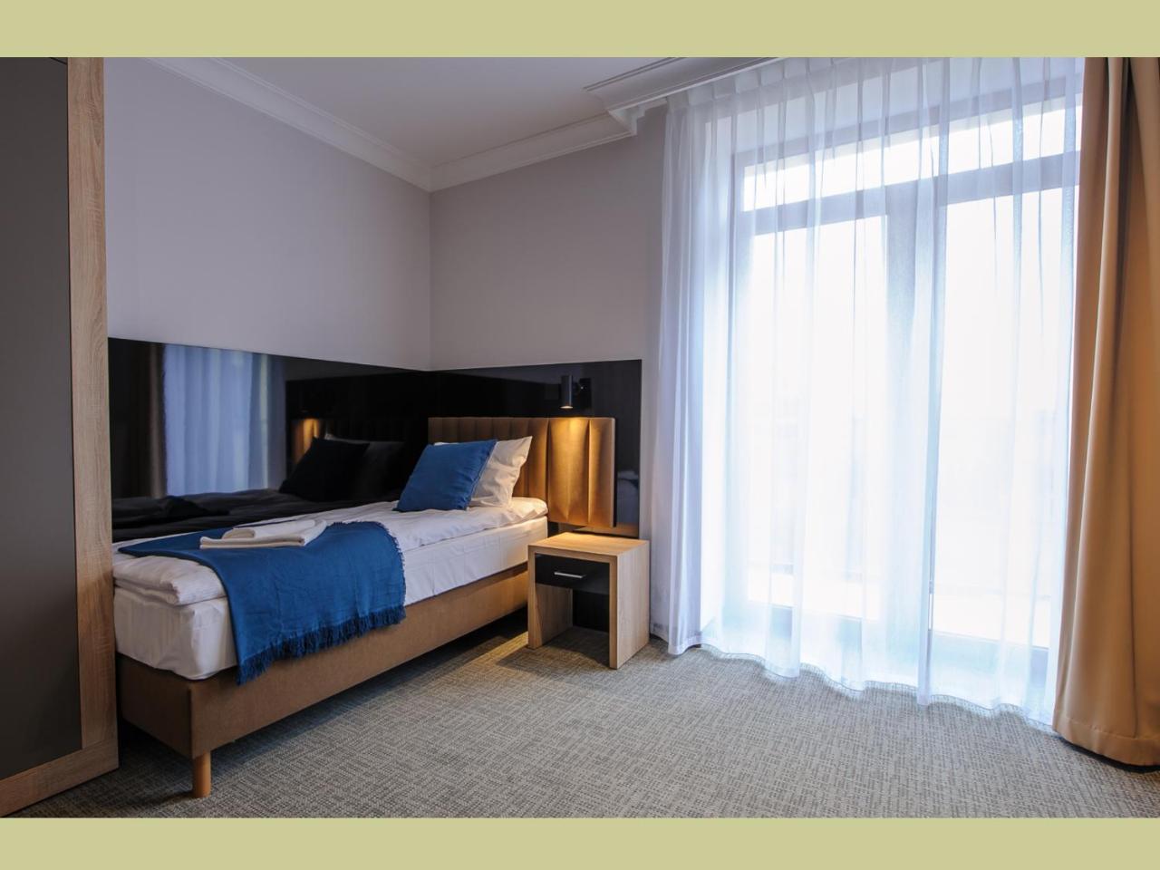 Akacja Medical Resort Цехоцинек Екстер'єр фото