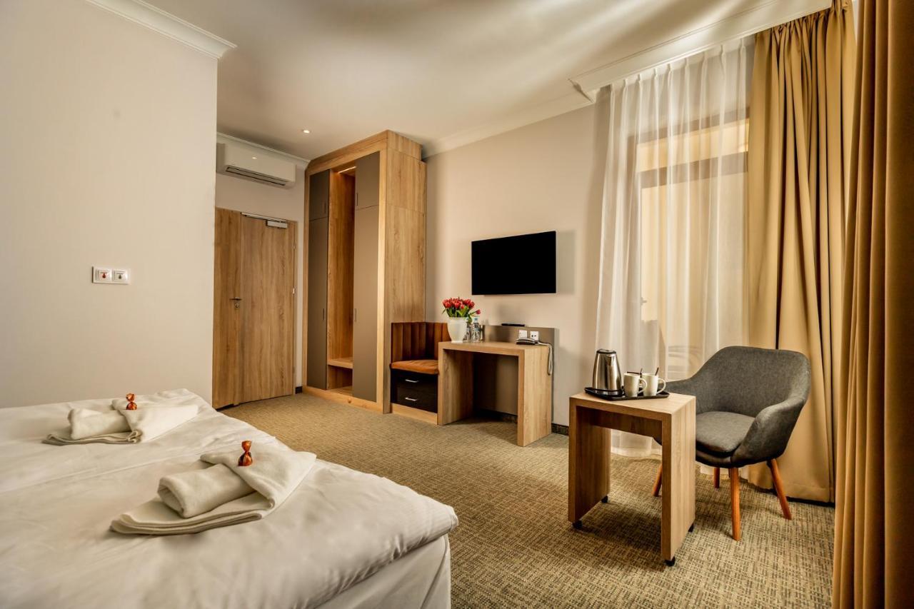 Akacja Medical Resort Цехоцинек Екстер'єр фото